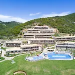 리조트 Thassos Grand Alikí