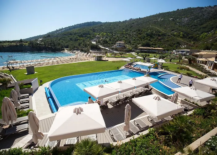Thassos Grand Resort Alikí